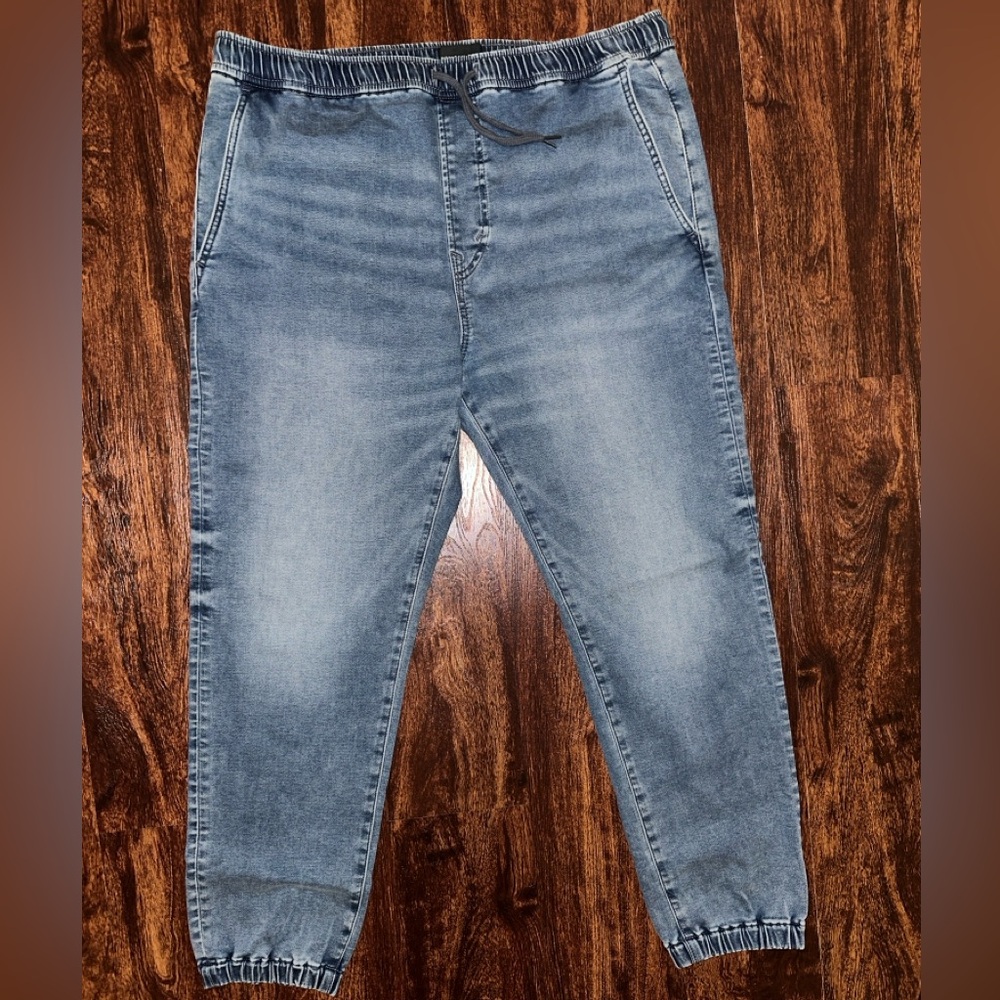 American Eagle Outfitters, denim joggers